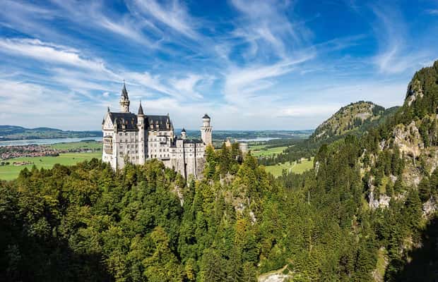 image n.1 of From Munich: Private Tour to Neuschwanstein Castle with Meal activity in Schwangau, uploaded by supplier