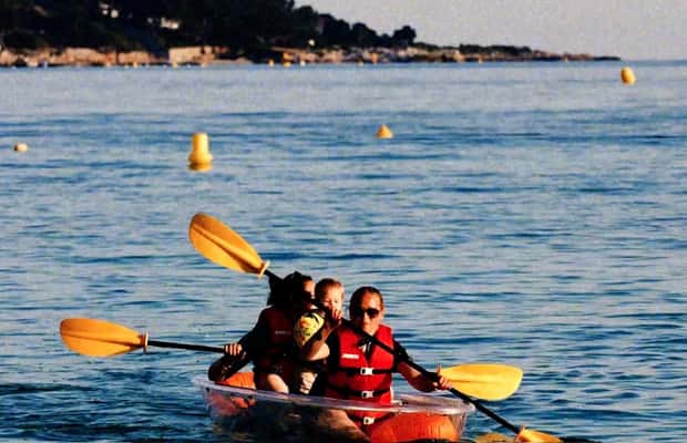 afbeelding n.1 van Transparante kajakverhuur (tweezitter) activiteit in Antibes, geüpload door aanbieder