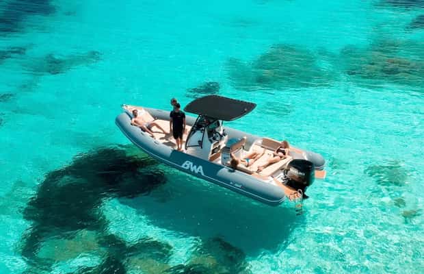 Immagine nº 1 di Villasimius: Isola dei Cavoli e Punta Molentis in barca attività a Sardegna, caricata dal fornitore