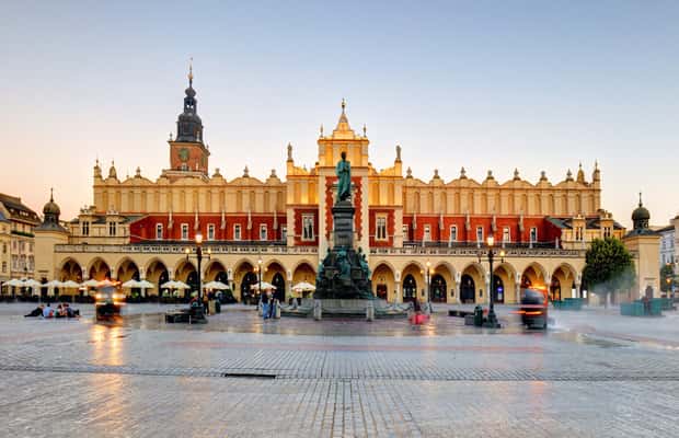 image n.1 of Krakow Old Town and Cloth Hall Private Guided Tour activity in Krakow, uploaded by supplier