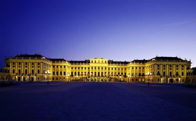 imatge núm.2 de l'activitat de Palau de Schönbrunn: Entrada exclusiva fora de l'horari d'obertura a Viena, penjada pel proveïdor