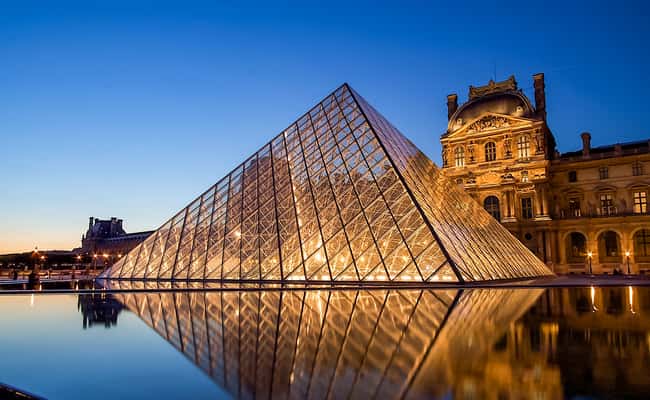 imagem n.2 de Paris: Acesso reservado ao Louvre e cruzeiro de barco atividade em Paris, carregada pelo fornecedor