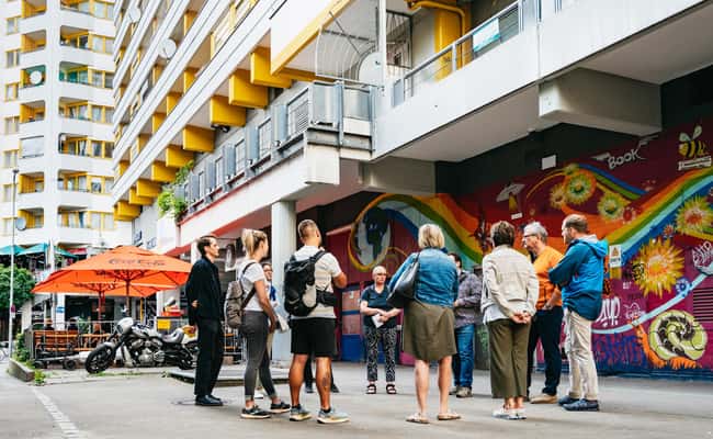 foto no. 2 dari aktivitas Berlin Tur Malam Jalan Kaki Berpemandu di Kreuzberg di Berlin, diunggah oleh pemasok