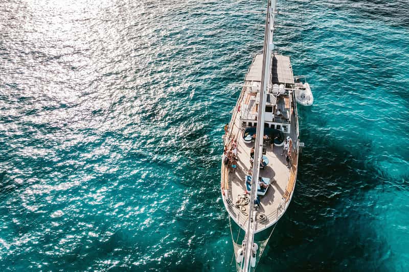 Sliema: Three Bay Cruise with Lunch & Optional Transfers