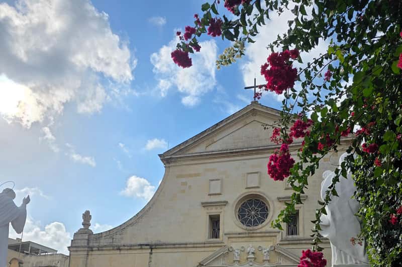 Malta: Highlights Tour with Lunch, Wine, and Transport