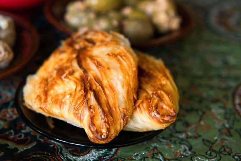 Valletta Street Food & History Tour With Private Transfers