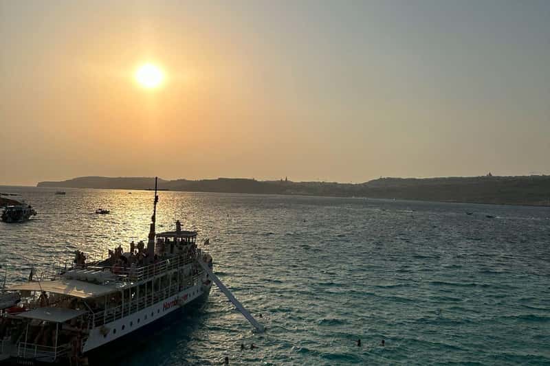 Malta: Sunset Cruise to the Blue Lagoon