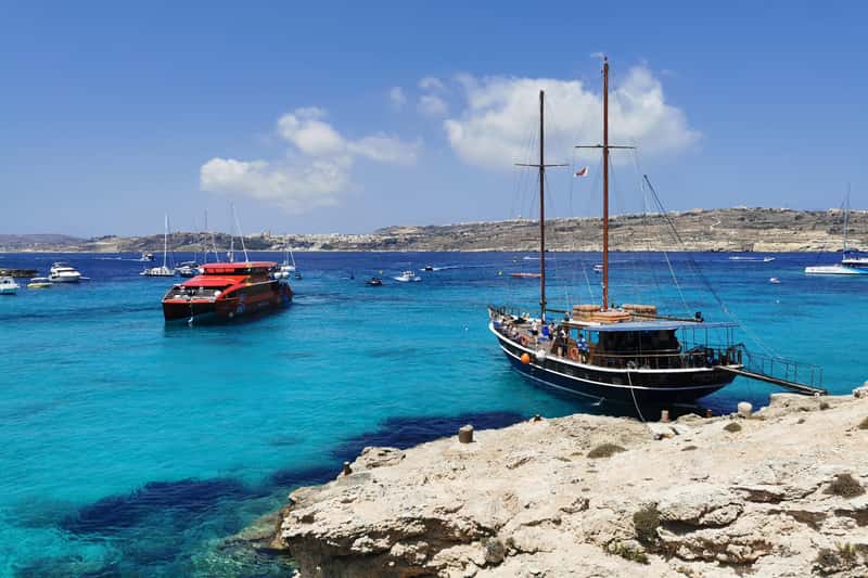 From Sliema or Bugibba: Two Islands Ferry to Comino and Gozo