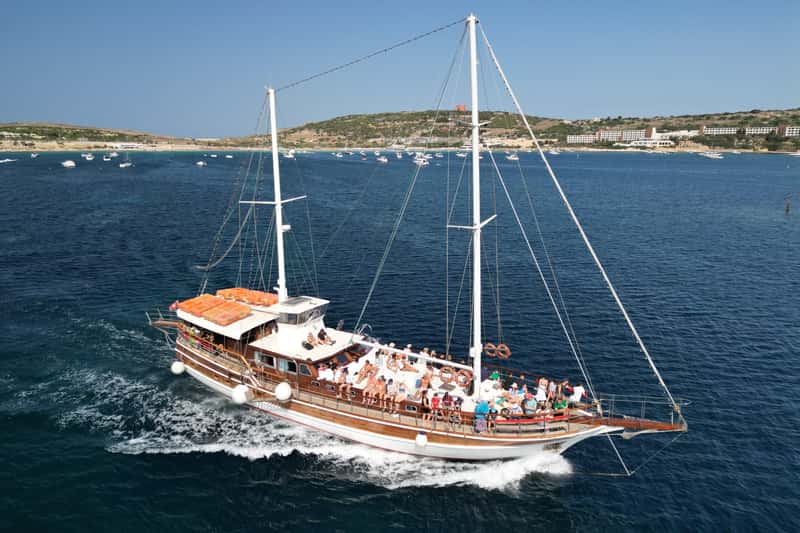 Blue lagoon, Crystal Lagoon & Comino Island & Caves