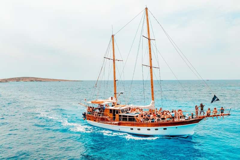 Malta: Blue lagoon, Gozo and Crystal Lagoon Caves