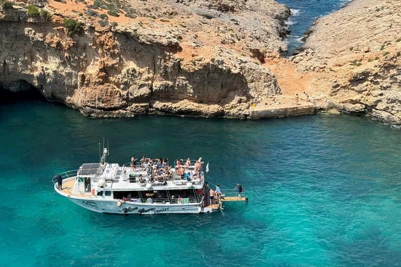 Comino Blue Lagoon & Crystal Lagoon - 3 Bay Cruise