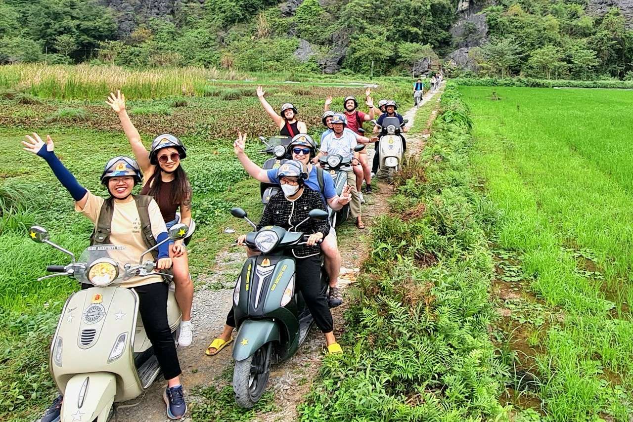 Ninh Binh Vespa Tours from Hanoi, Vespa + Boat + Daily Life - Hizvo