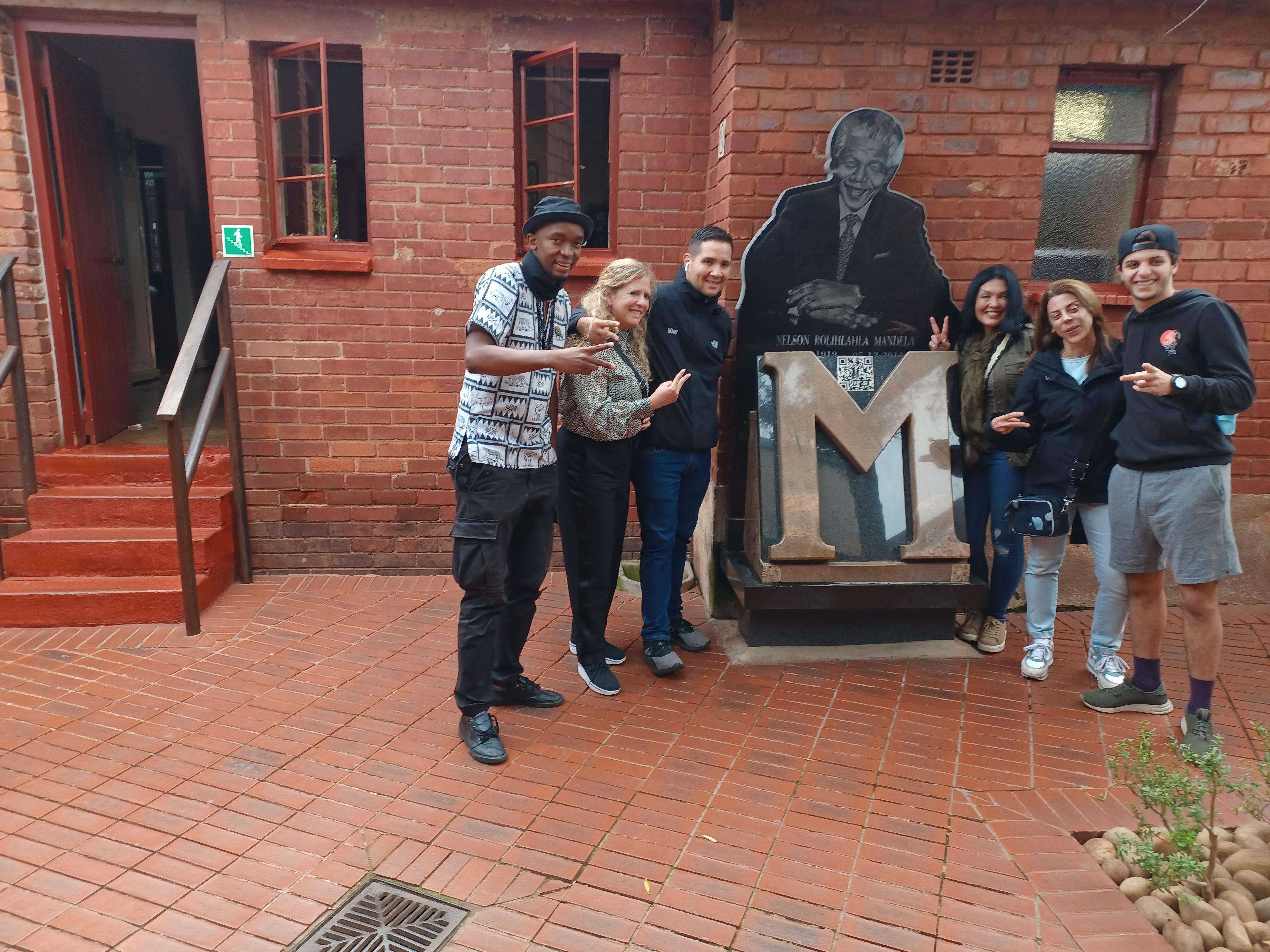 Soweto, pranzo e museo dell'apartheid - Hizvo