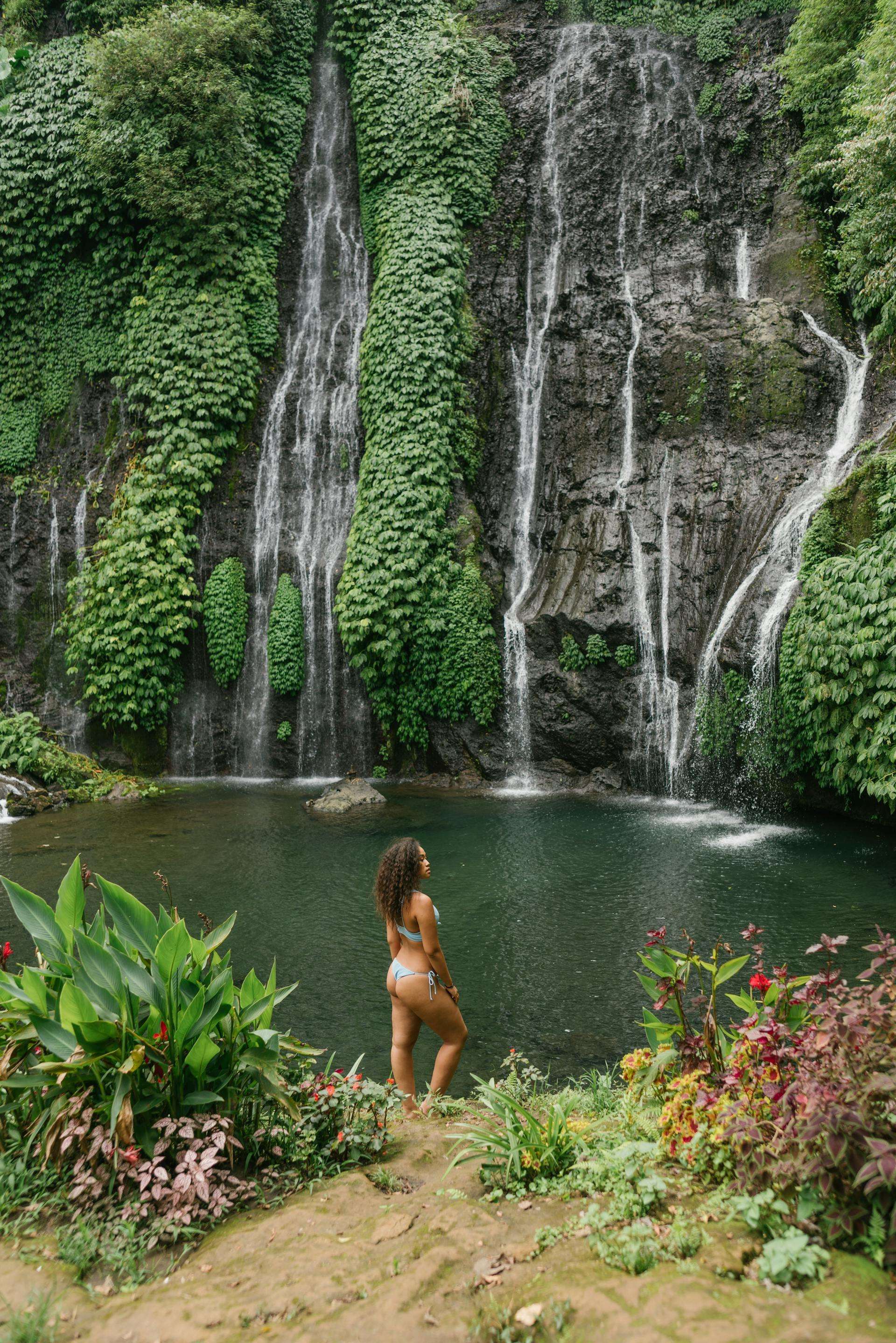 Las icónicas cascadas, terrazas de arroz y puesta de sol de Bali en La Brisa - Hizvo