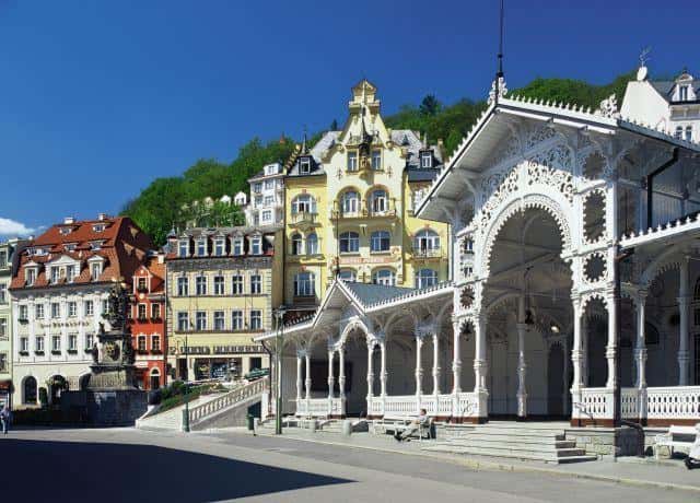 Ganztägige Tour von Prag nach Karlsbad - Hizvo