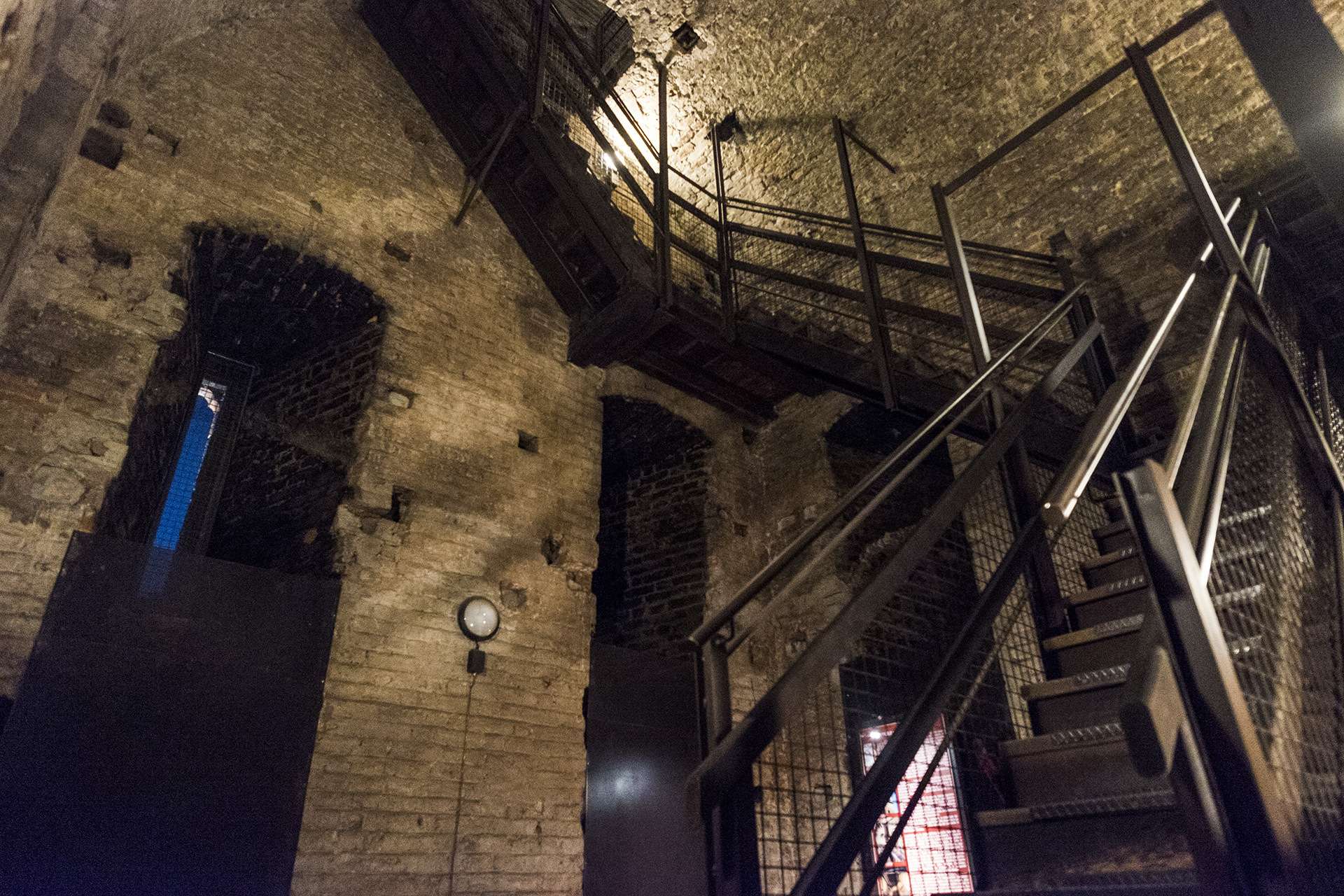 Turin Noir, The Darkest Walking Tour - Hizvo