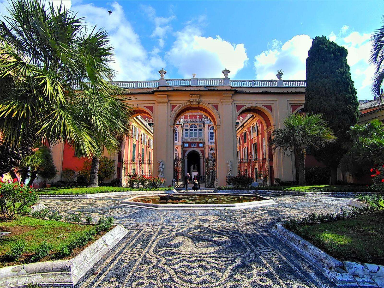 Visite guidée des palais des rouleaux et du palais royal - Hizvo