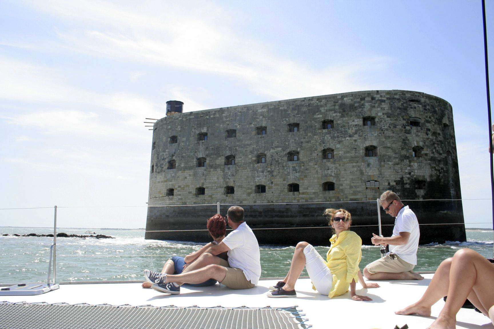Au départ de La Rochelle, croisière à la voile jusqu'à Fort Boyard - Hizvo