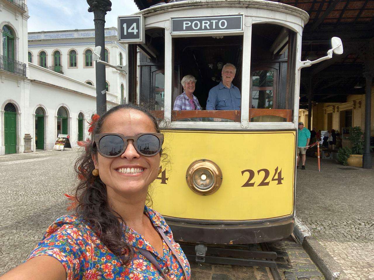 Santos, Local Highlights Private Tour - Hizvo