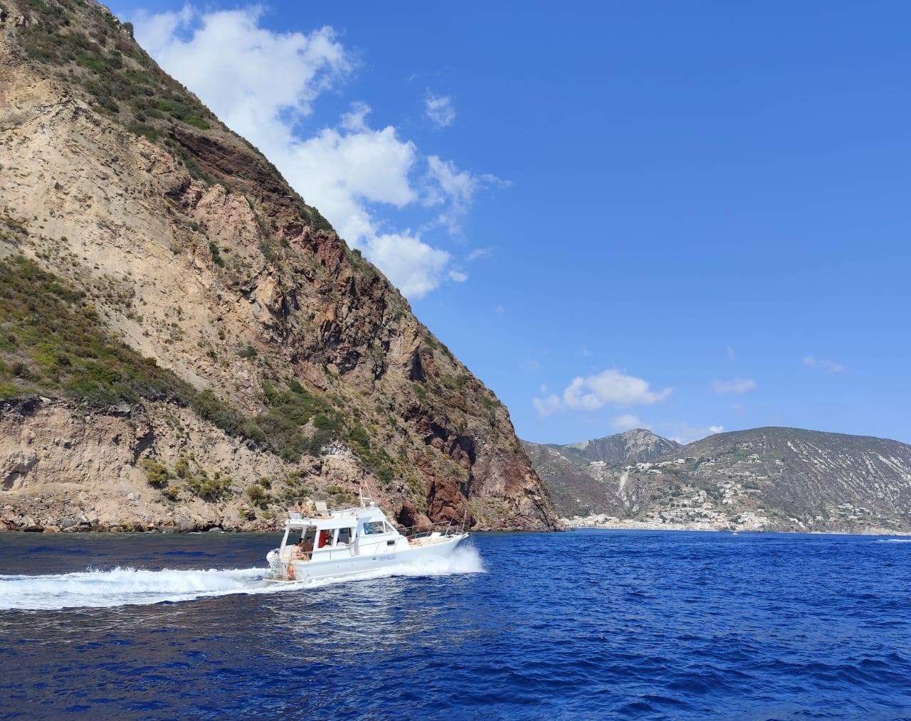 Lipari, Alicudi ve Filicudi Tekne Turundan - Hizvo