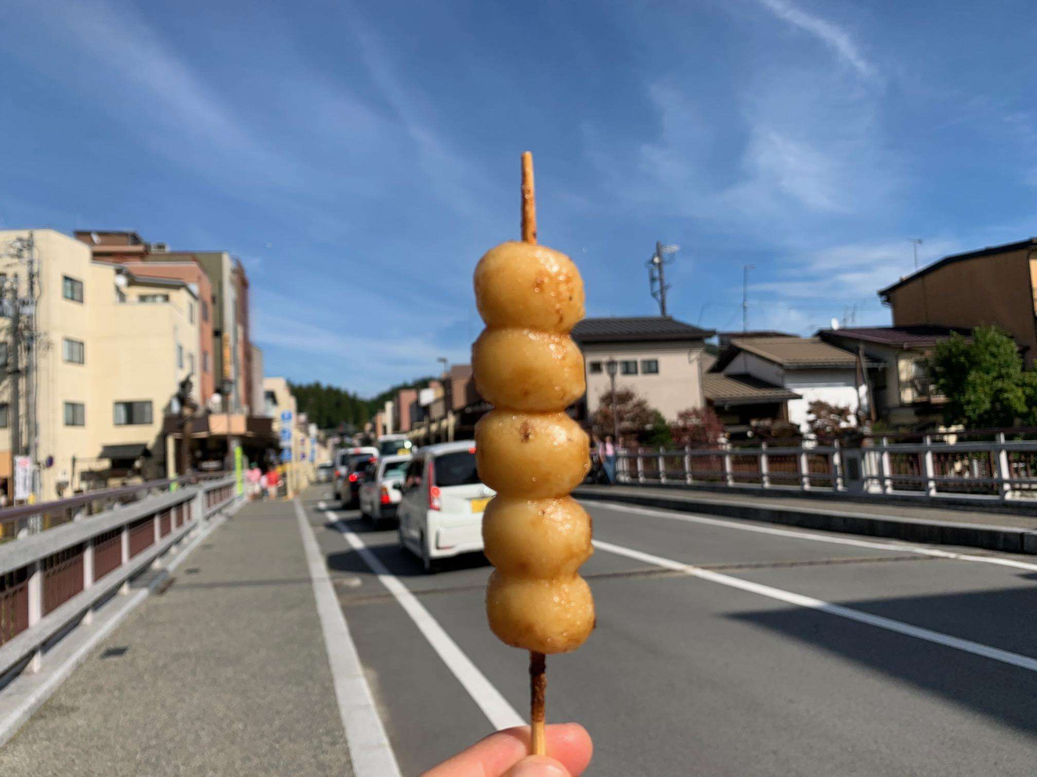 Takayama, excursão matinal pela comida de rua e cervejaria de saquê - Hizvo