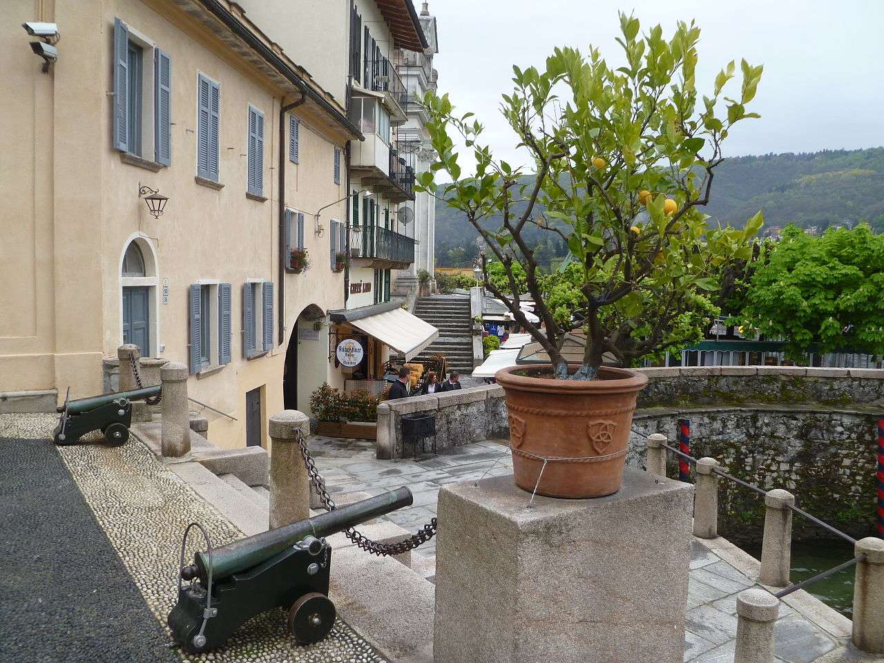 Stresa, excursion en bateau sur l'Isola Bella - Hizvo