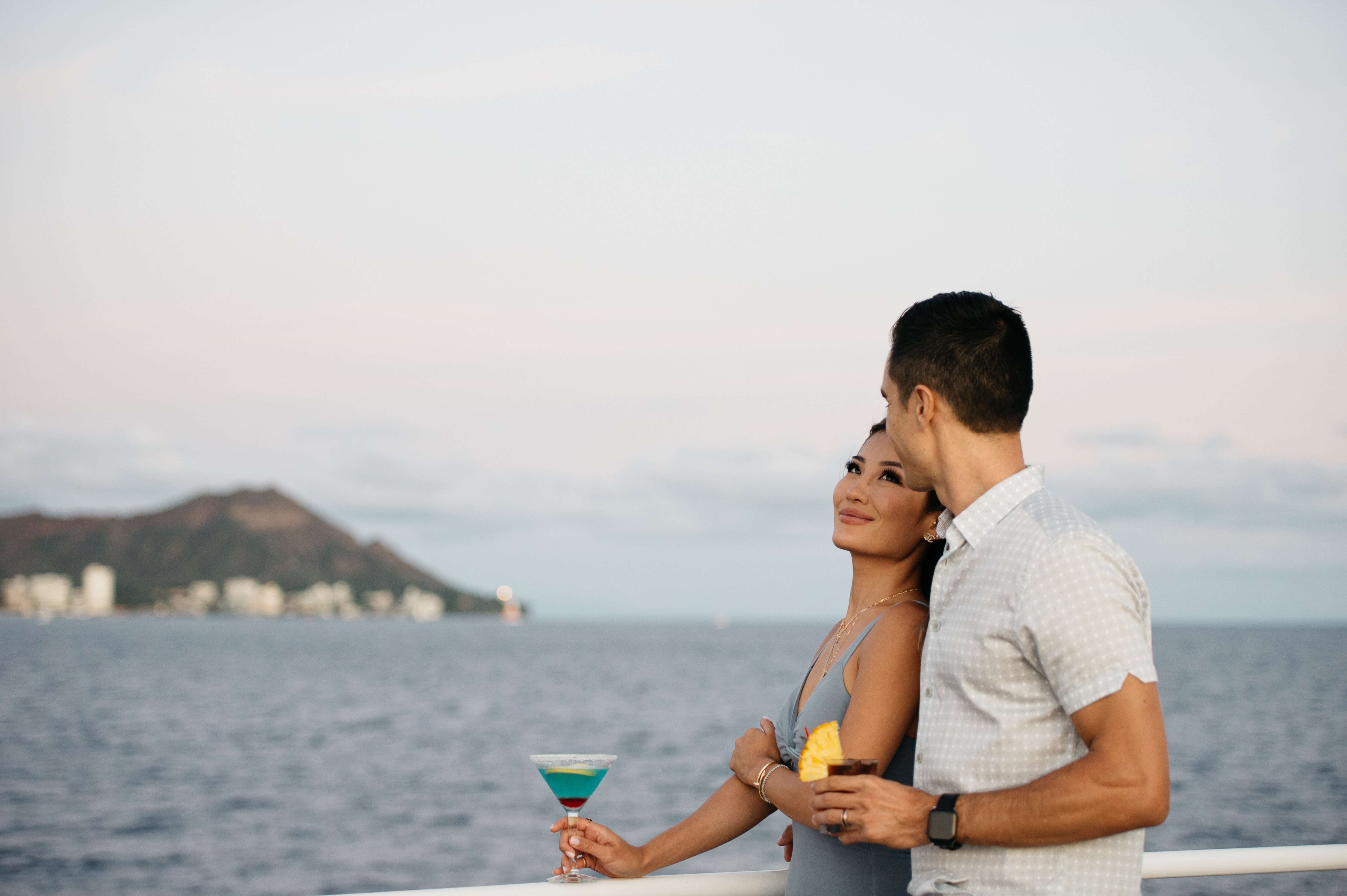 Honolulu, croisière au coucher du soleil et cocktail à Waikiki - Hizvo
