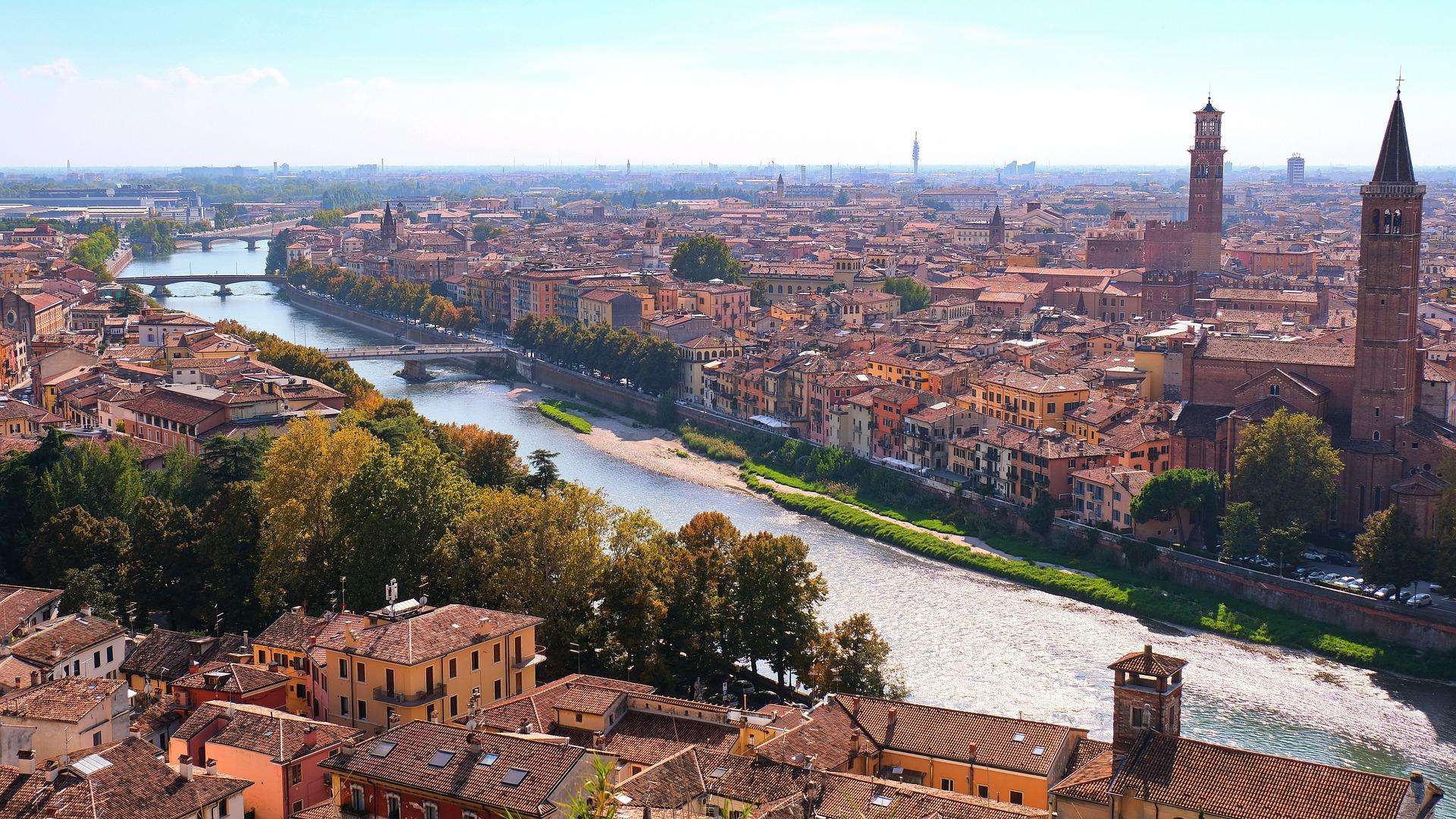 Verona, wandeltocht met hoogtepunten door de stad - Hizvo