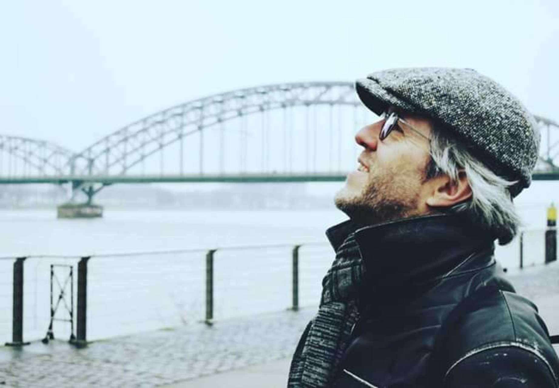 Köln: Şehrin Karanlık Yüzü Yürüyüş Turu - Hizvo