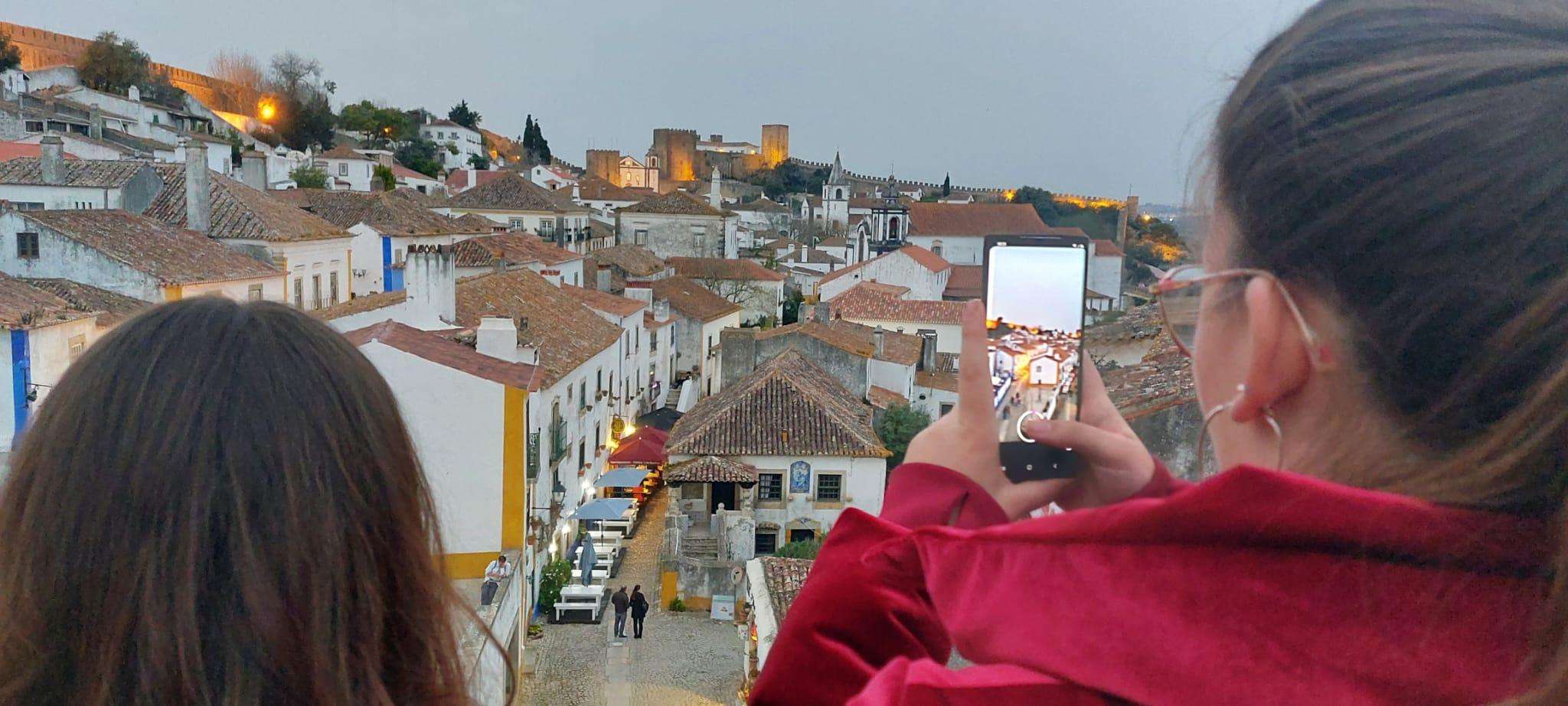 Lissabon - Coimbra, privétransfer en bezoeken aan maximaal 3 steden - Hizvo