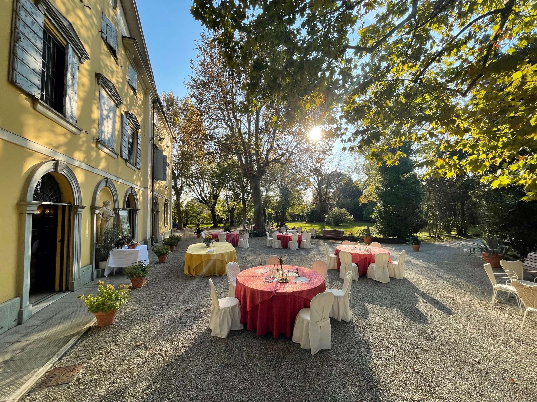 Modena, Pranzo Balsamico con Visita e Degustazione dell'Acetaia - Hizvo