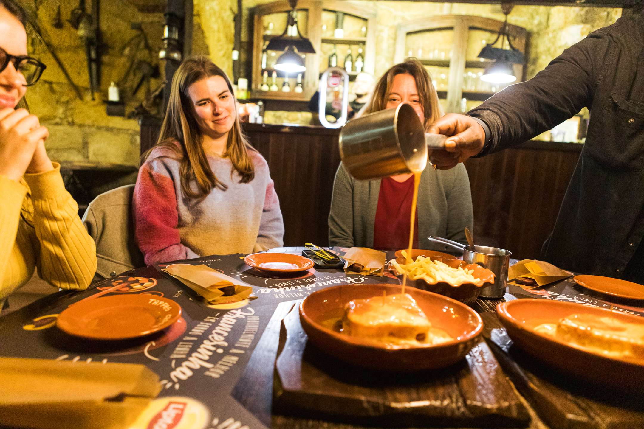 Porto, Porto Şarabı Mağarası ile Yemek ve Şarap Tadımı Yürüyüş Turu - Hizvo