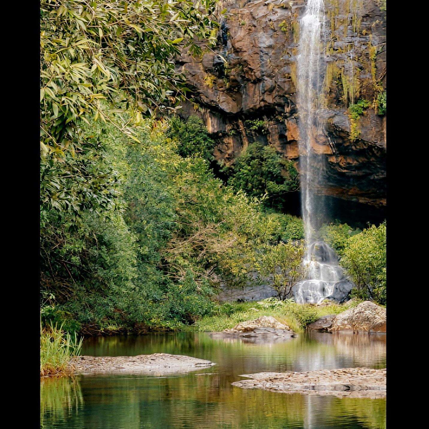 Caminhada de meio dia em Tamarind Falls 7 Cascades - Hizvo