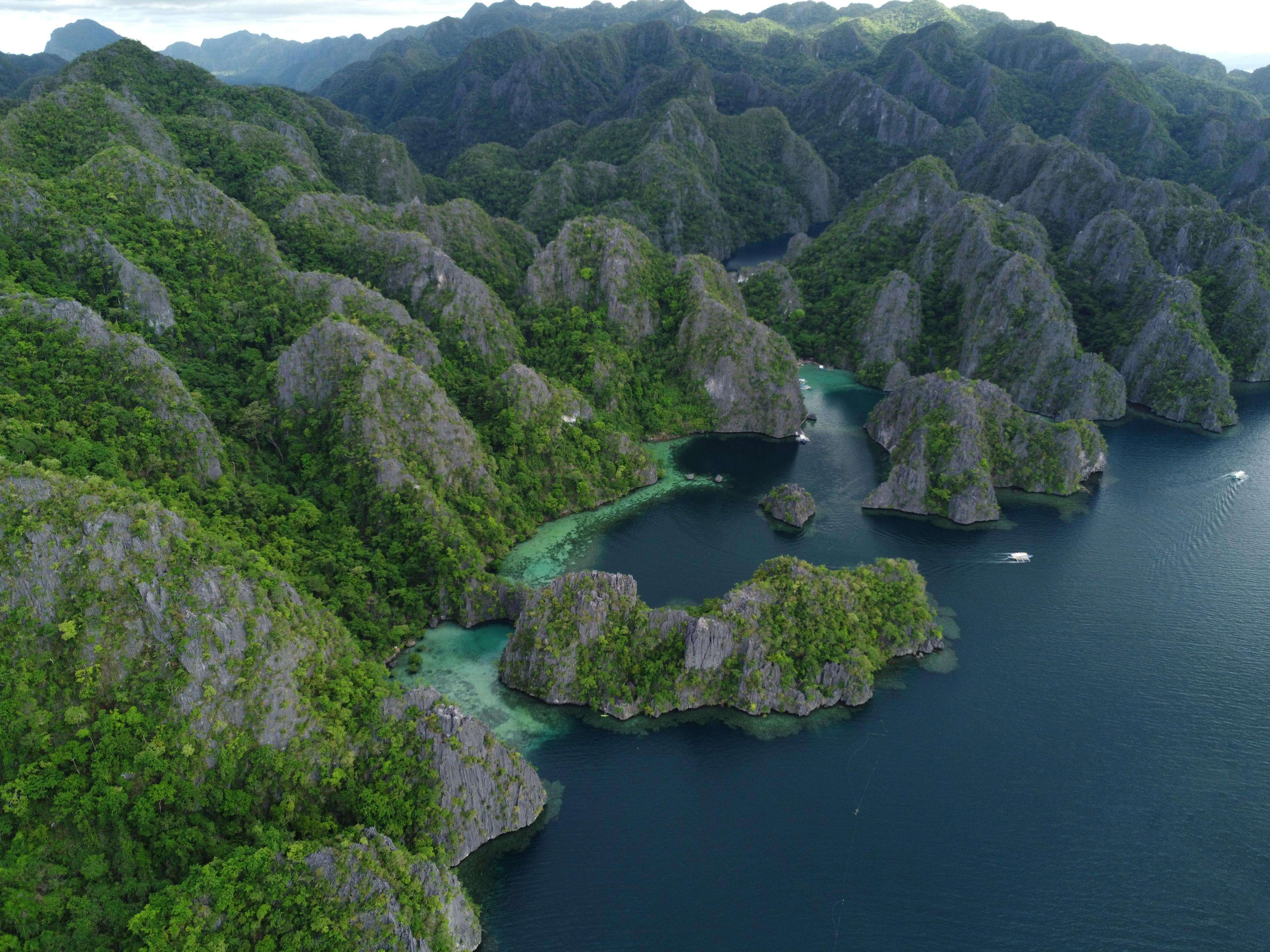 Coron, tour dell'isola B con snorkeling e avventure in laguna - Hizvo