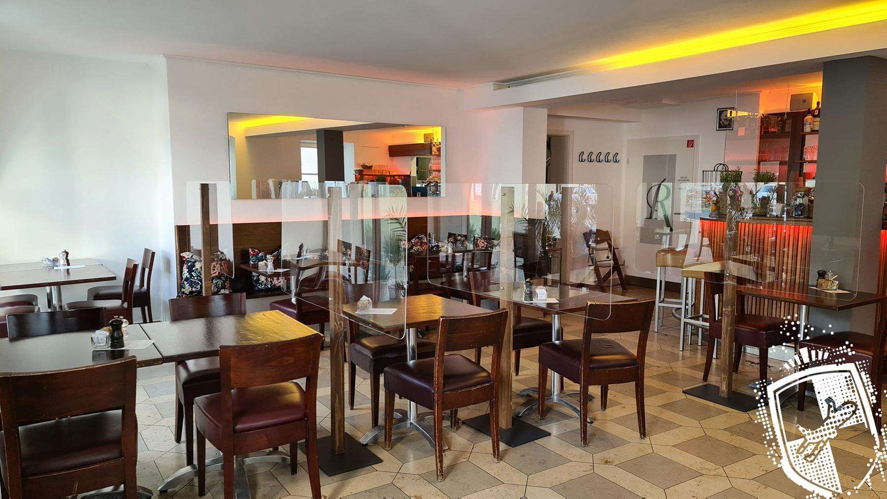 Regensburg, walking tour with italian wines and food tasting - Hizvo
