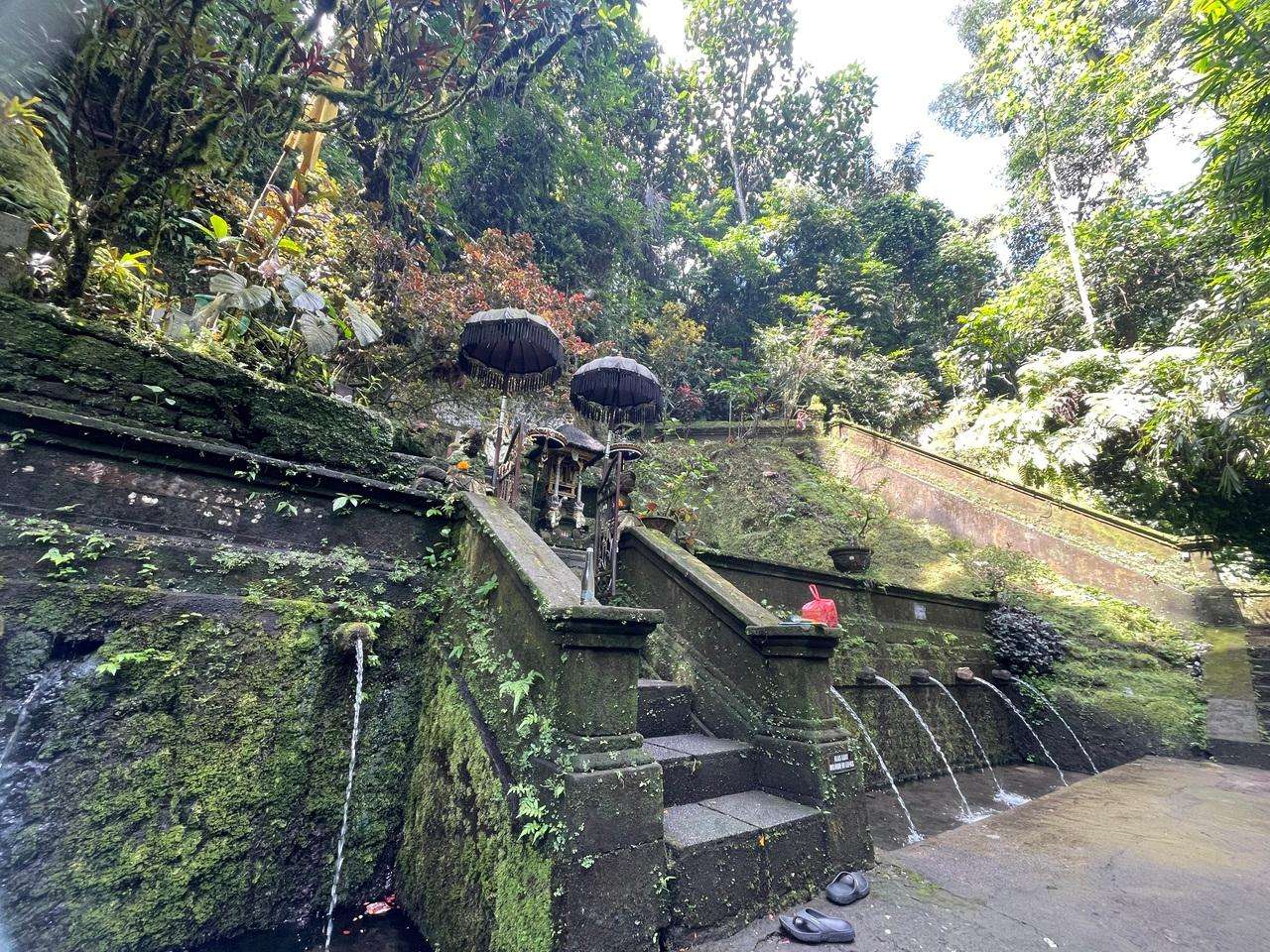 Bali, esperienza di guarigione spirituale di Melukat - Hizvo