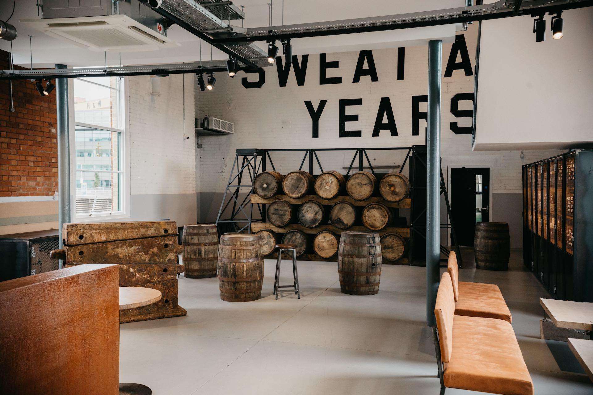 Belfast, tour esclusivo dei distillatori del Titanic e degustazione di whisky - Hizvo