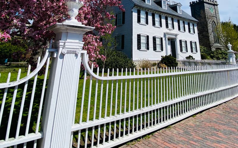 History and Hauntings Guided Walking Tour