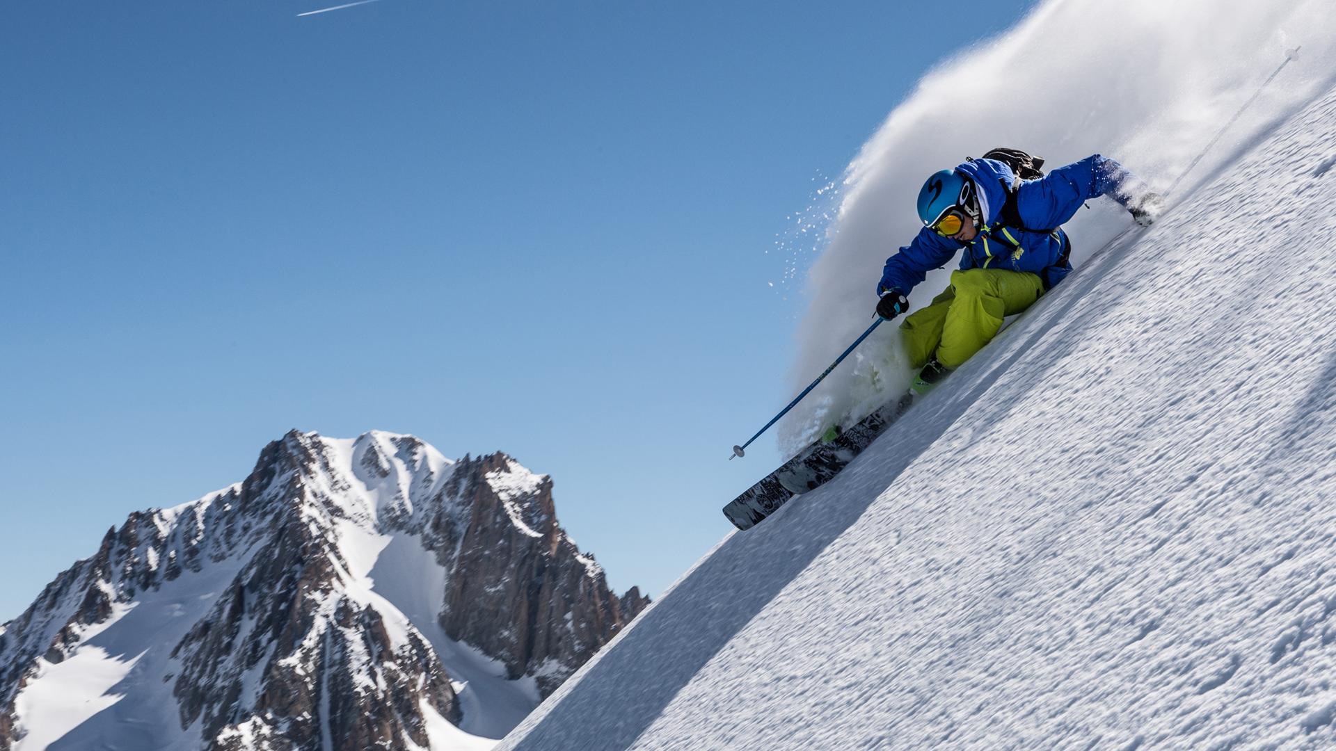 From Geneva: Chamonix Full-Day Ski Trip