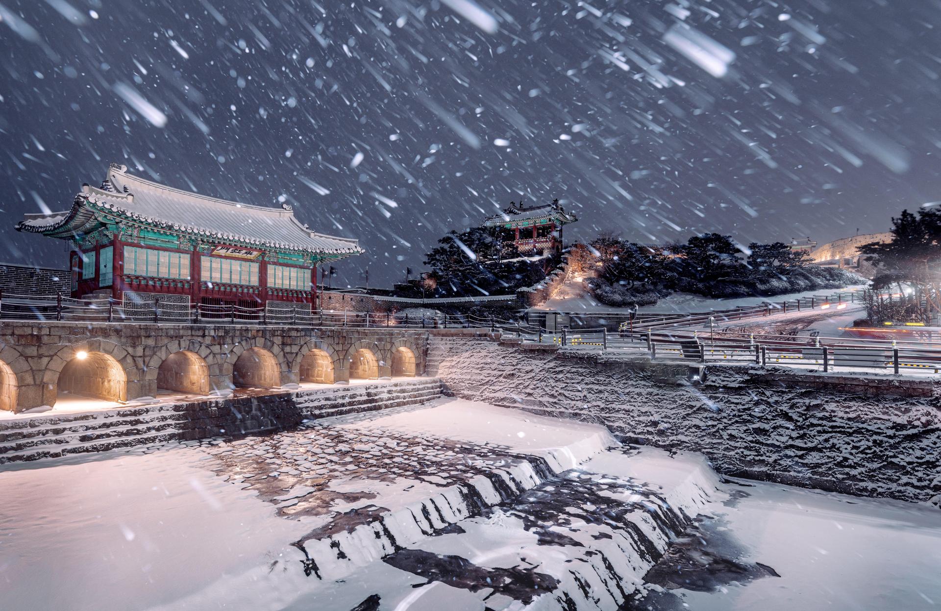 From Seoul: UNESCO Suwon Hwaseong Fortress Tour - Thumbnail 5