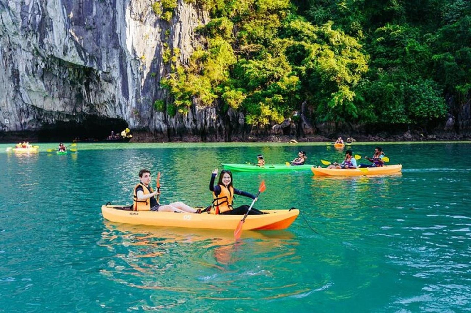 Hanoi: Ha Long Bay Day Cruise - Swimming, Meal, Kayaking - Thumbnail 6