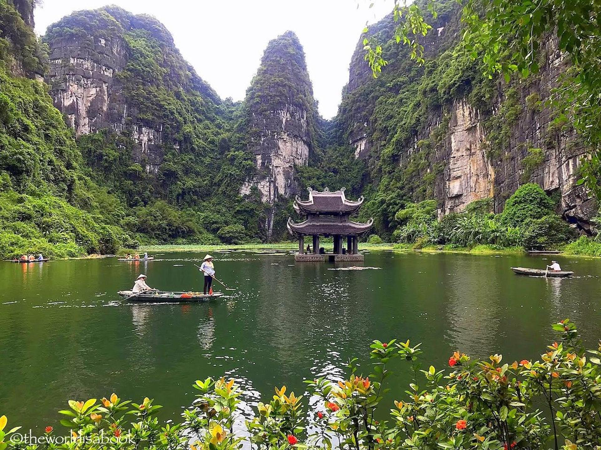 Ninh Binh: Trang An Boat Ride, Bich Dong, Mua Cave Sunset - Thumbnail 8