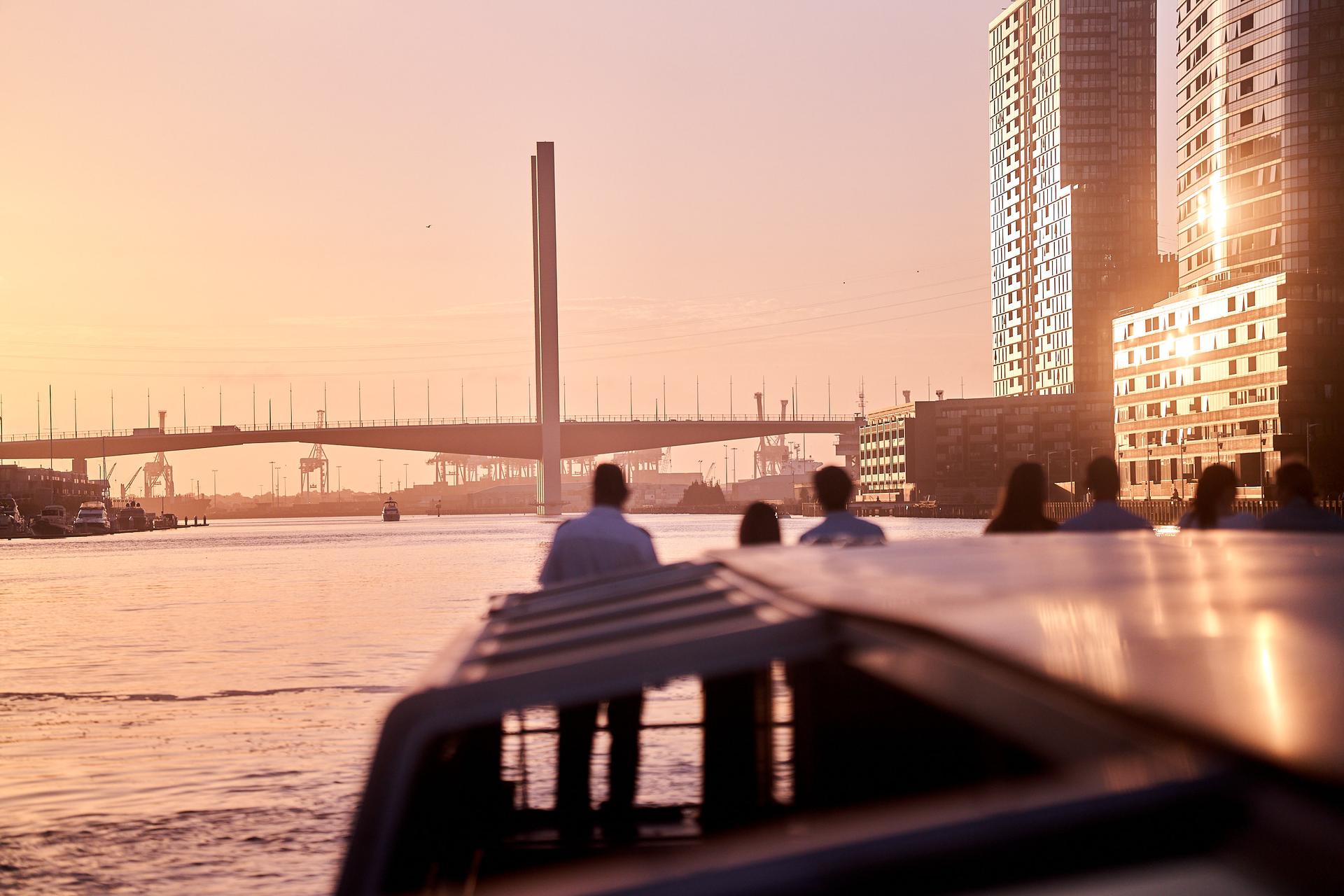 Melbourne: 2-Hour City Highlights River Cruise - Thumbnail 10