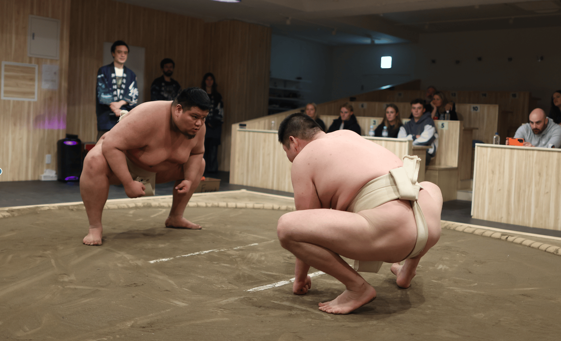 Tokyo: Sumo Show and Dining Experience - Thumbnail 10