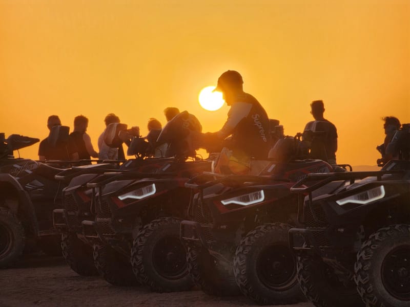 Désert d'Agafay : 30 minutes de quad, balade en chameau et dîner - Photo 2
