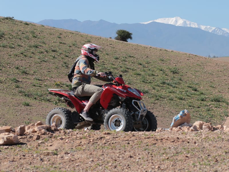 Désert d'Agafay : quad, balade à dos de chameau et déjeuner de luxe avec piscine - Photo 2