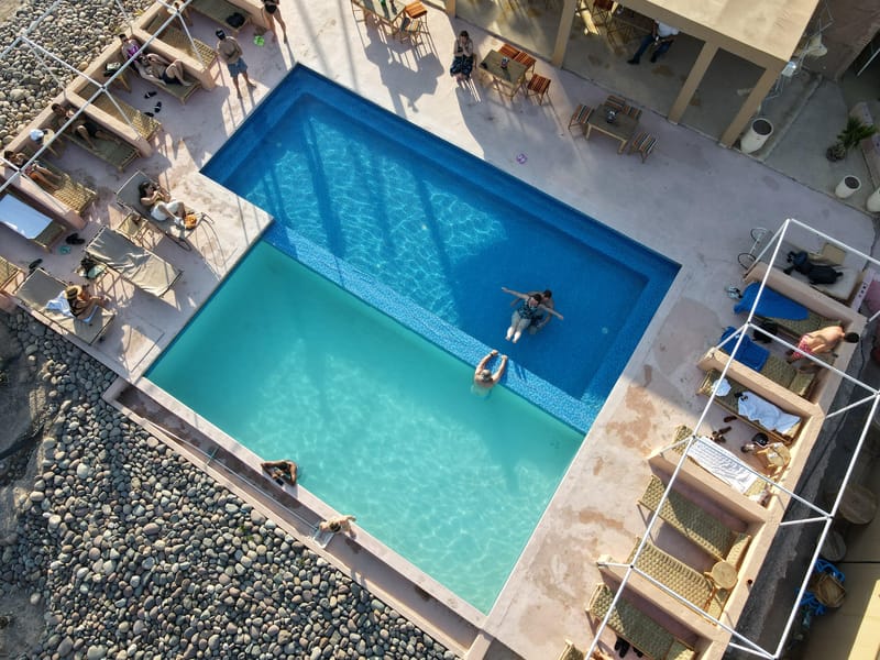 Marrakech : Dîner-spectacle à 3 plats dans le désert d'Agafay et accès à la piscine - Photo 2