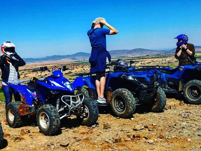 Forfait désert d'Agafay, balade en quad, promenade à dos de chameau et dîner-spectacle - Photo 2