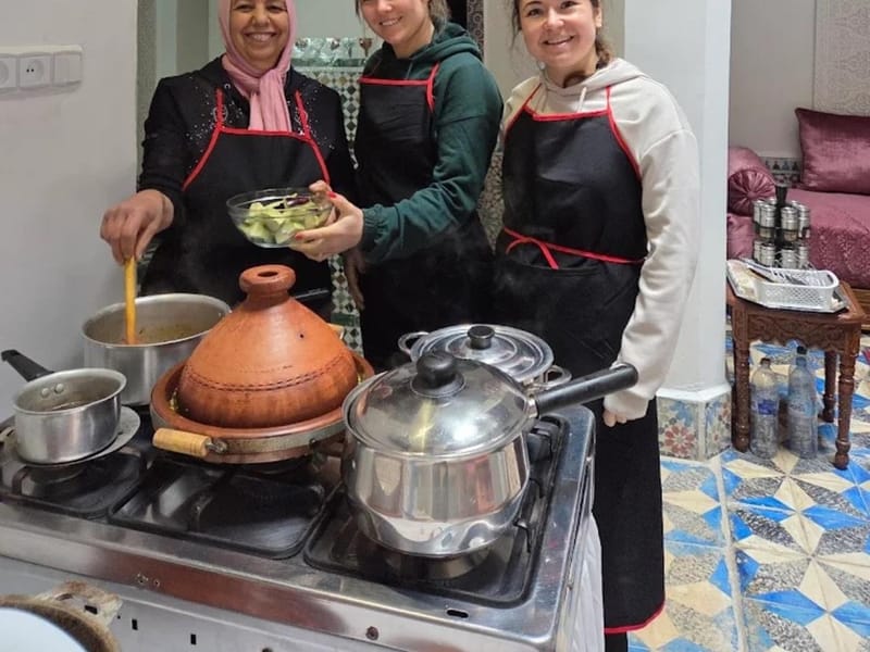 Fès : repas marocain avec une famille locale ou cours de cuisine - Photo 2