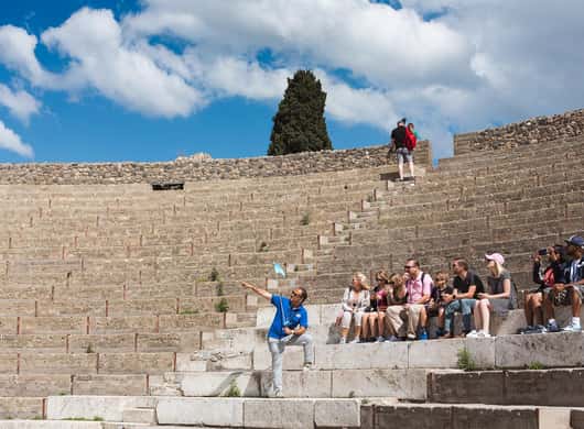 Straat in Pompeii tijdens dagtrip vanuit Rome